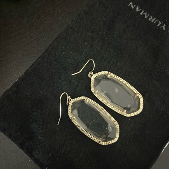 Kendra Scott Jewelry - Kendra Scott glass earrings